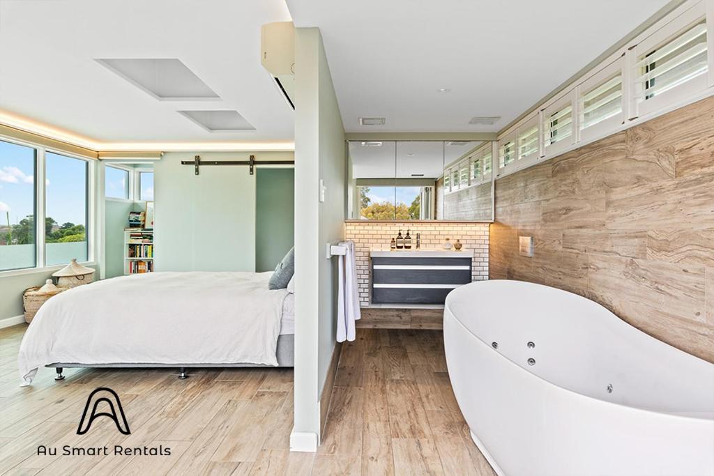 2 Bedroom Tropical Escape *